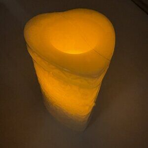 Flameless Pillar Wax Candle Heart Shaped Battery 6” Valentine’s Day Romantic NEW